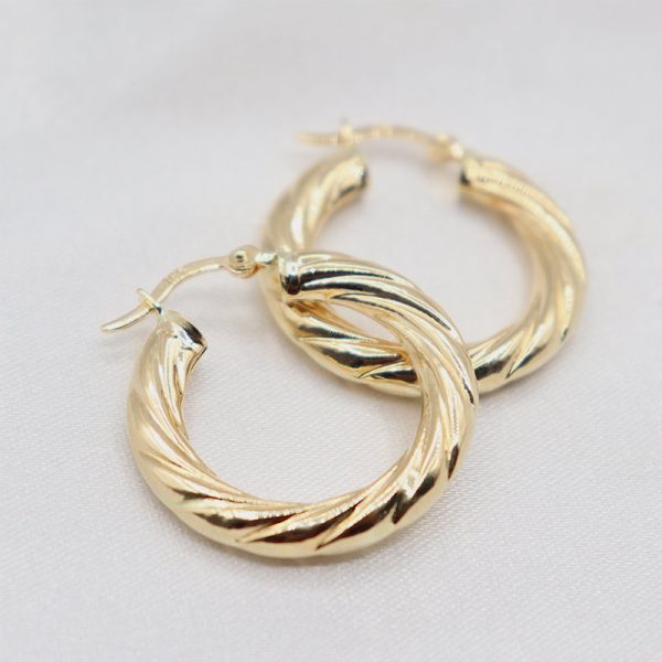 Candongas Trenzadas Diseño Elegante y Clásico | Oro 18k - Image 2