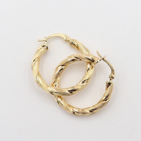 Candongas de Oro 18k | Aros Torcidos con Textura en Relieve - Image 3