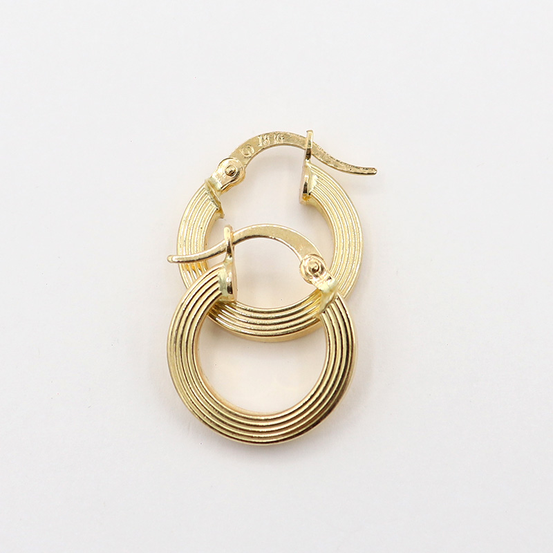 Candongas de Oro 18k | Aros con Acabado Lineal - Image 3