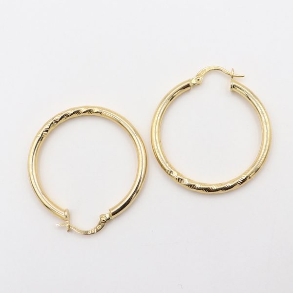 Candongas de Oro 18k | Aros Clásicos con Detalle en Espiral - Image 3