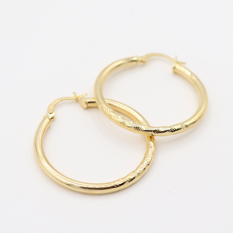Candongas de Oro 18k | Aros Clásicos con Detalle en Espiral - Image 2