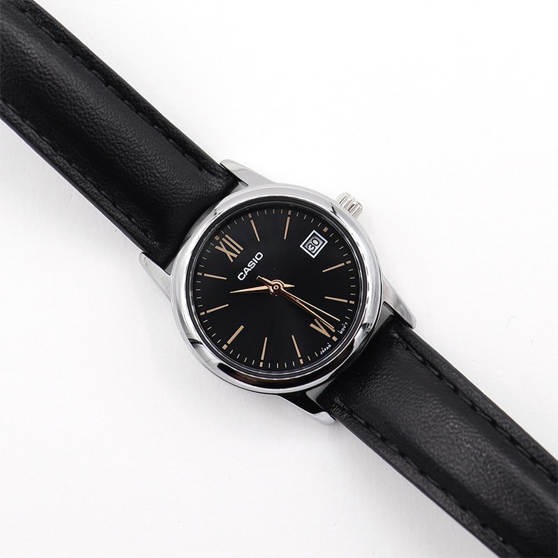 Reloj Casio Clásico | Carátula Negra | Correa de Cuero - Image 3