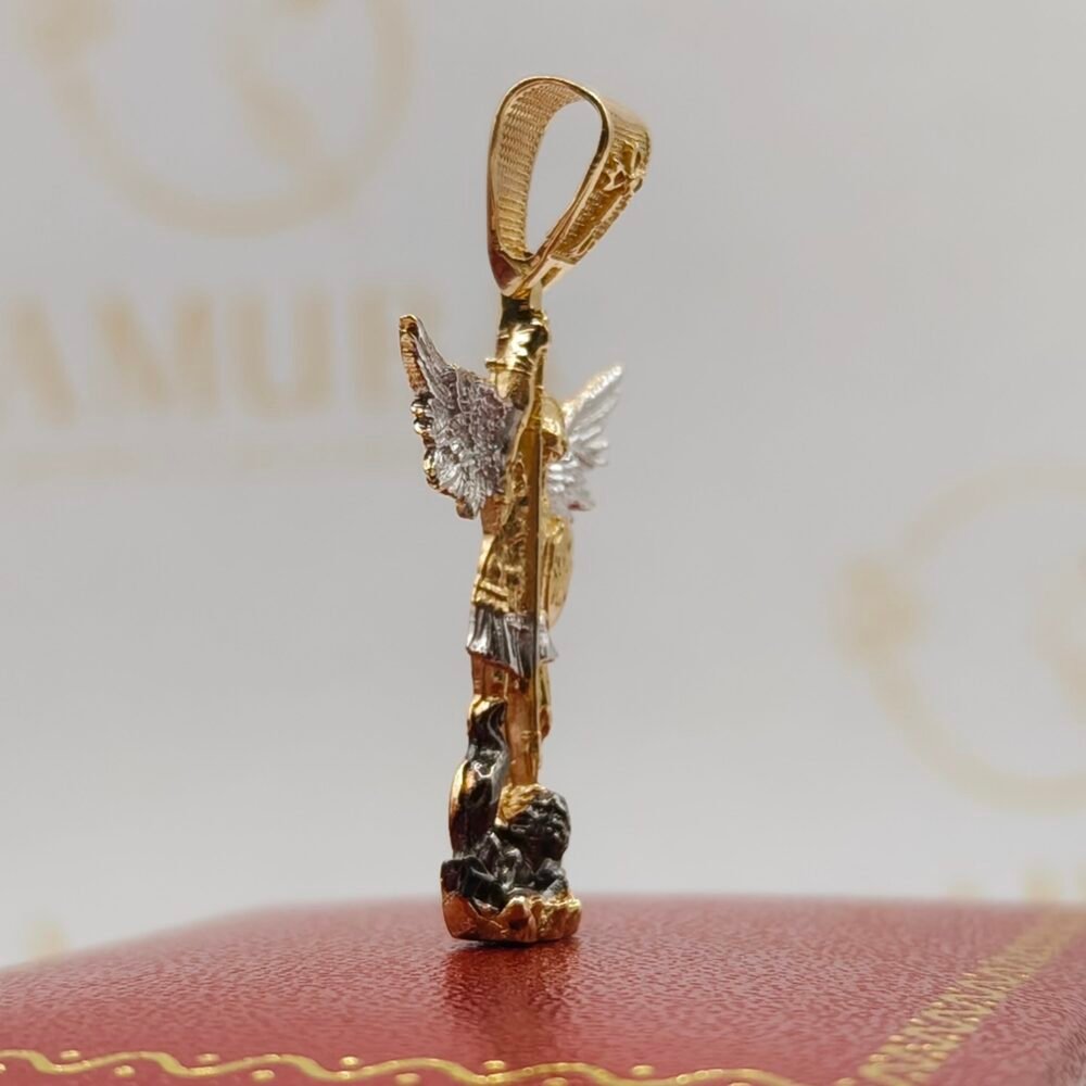 Dije San Miguel Arcángel Oro 18k | Nacional | Largo 4 cm – 4.6 g