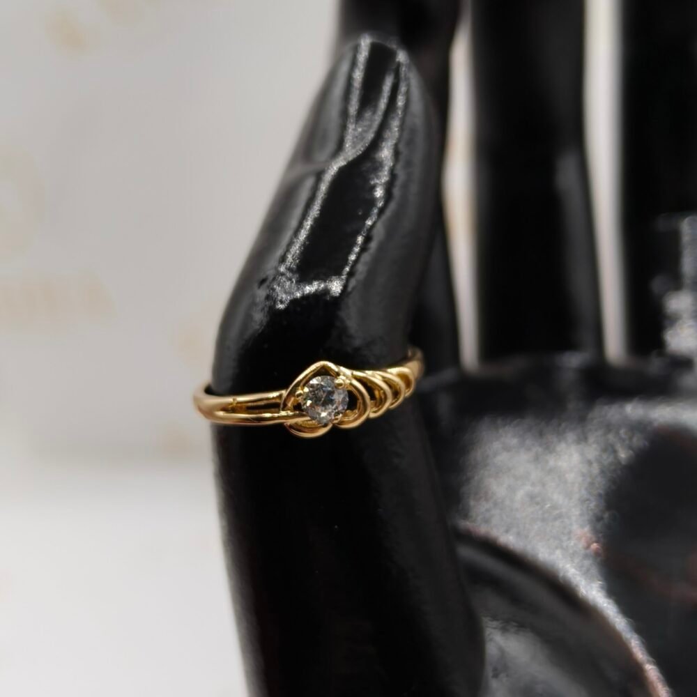 Anillo Corazón Circón Blanco | Oro 18k Nacional | Talla 7 – 1.8 g